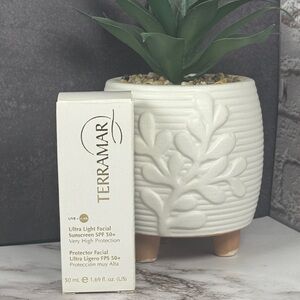 Terramar Ultra Light Facial Sunscreen SPF 50+ - Cream